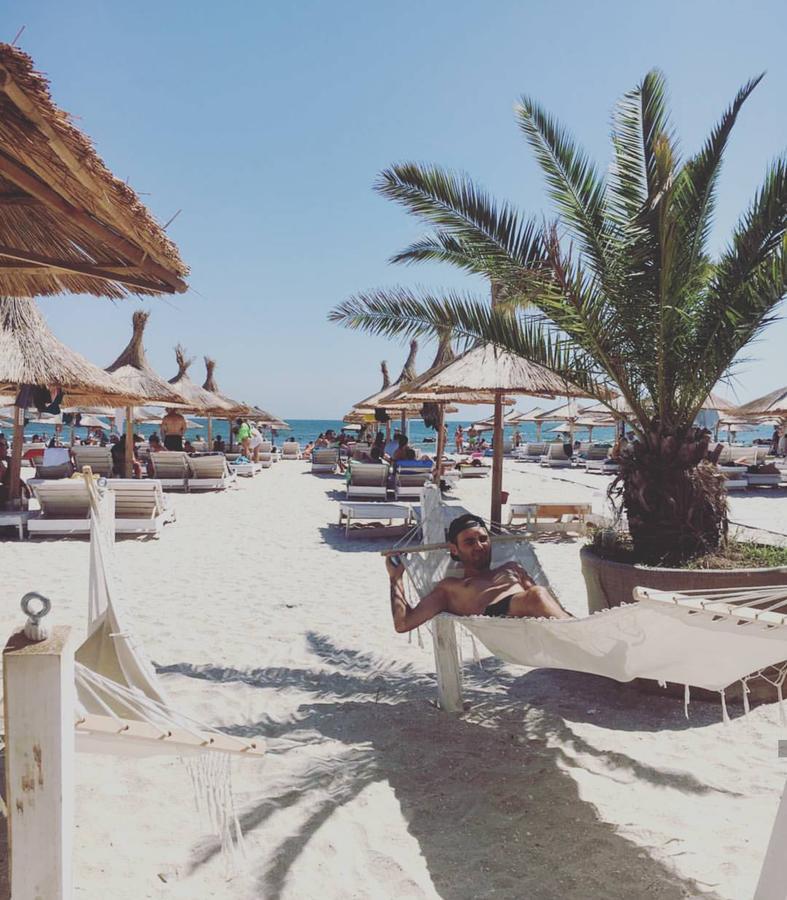 Appartement Yvo Lioness & Mamaia Nord à Năvodari Extérieur photo
